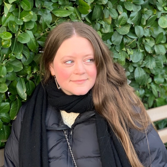 Meet your Posher, Miranda - Picture 1 of 1